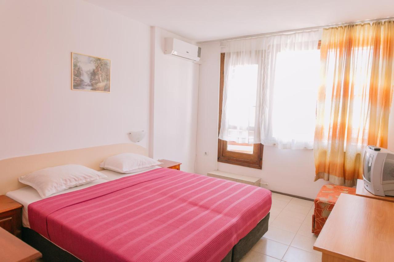 Hronos Hotel Nesebar Exterior photo